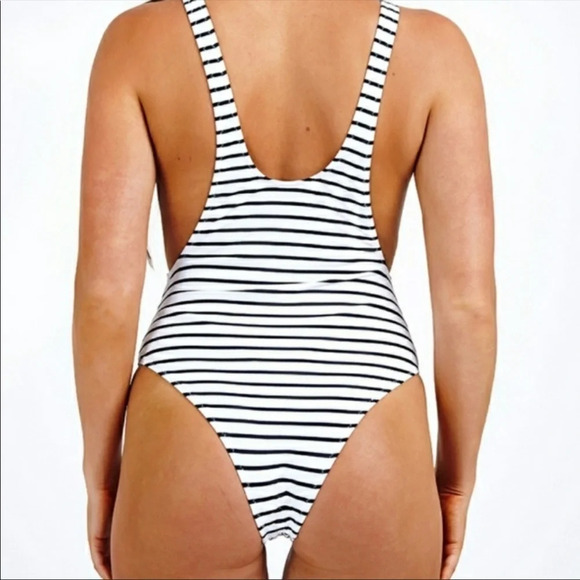 Cupshe Happiness is Truth Plunge Plunging Striped - Picture 4 of 5
